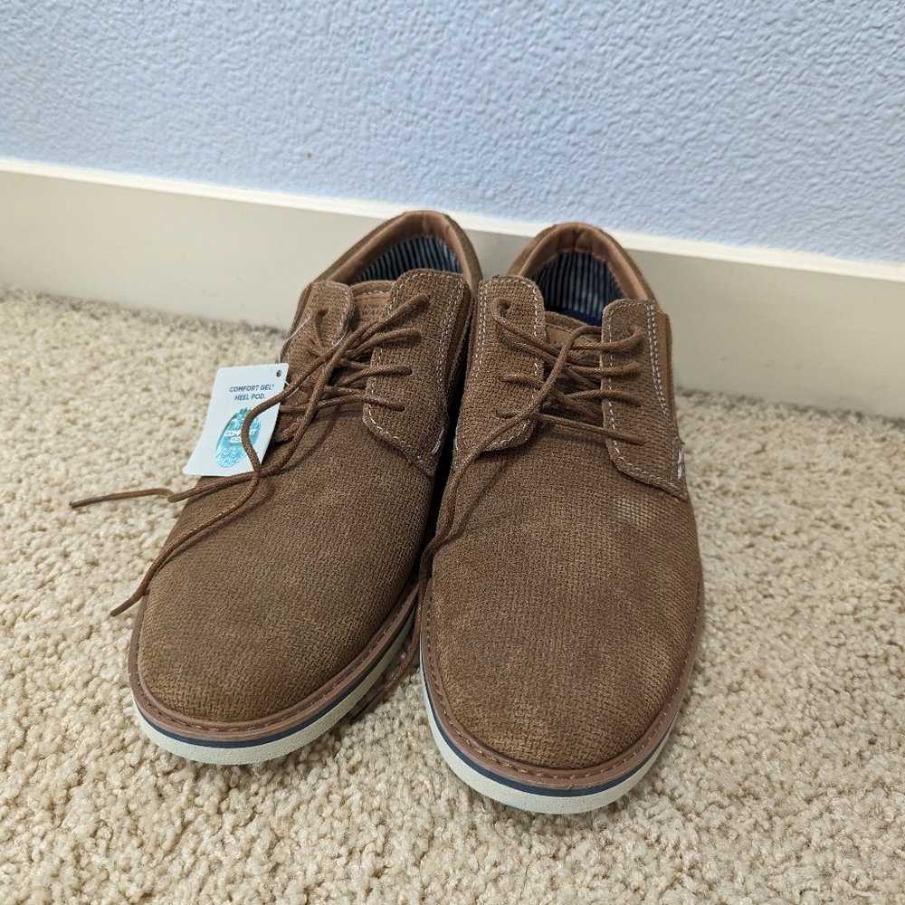 Nunn Bush Casual dress shoes. New, never worn.